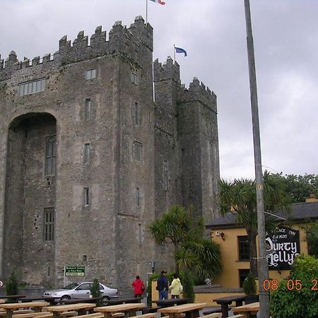 Bunratty Arms B&B المظهر الخارجي الصورة