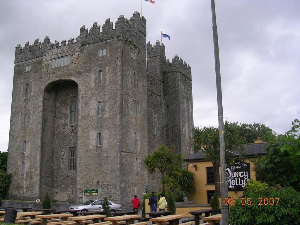Bunratty Arms B&B المظهر الخارجي الصورة